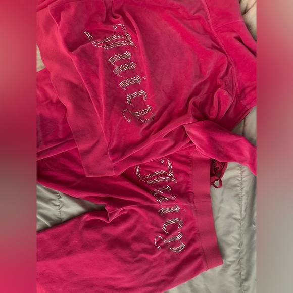 juicy couture velour tracksuit (copy) - Picture 1 of 3